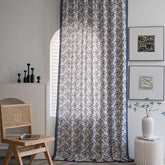 Cortina Personalizada Ingrid Blue Leaf com Filtragem de Luz